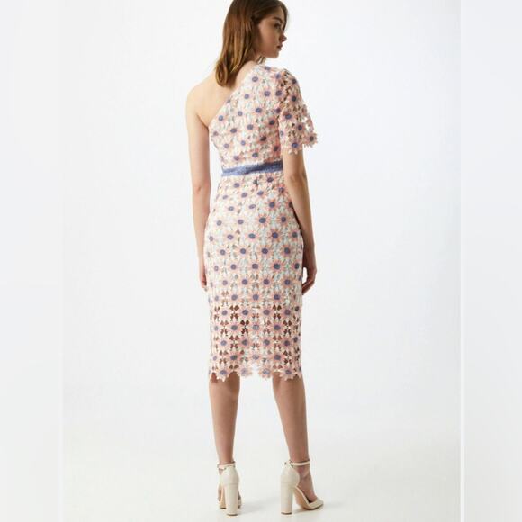 Chi Chi London Winona One Shoulder Crochet Floral Lace Dress White Size 12 NWT - Picture 3 of 15